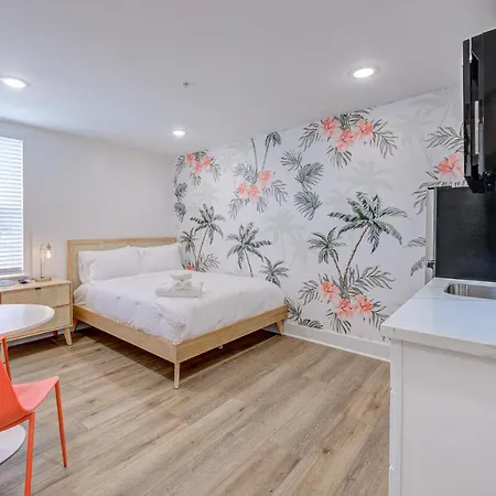 In Living Coral Studio Apartment